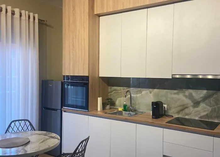 アパート Delijorgji Sunrise 2 ティラナ